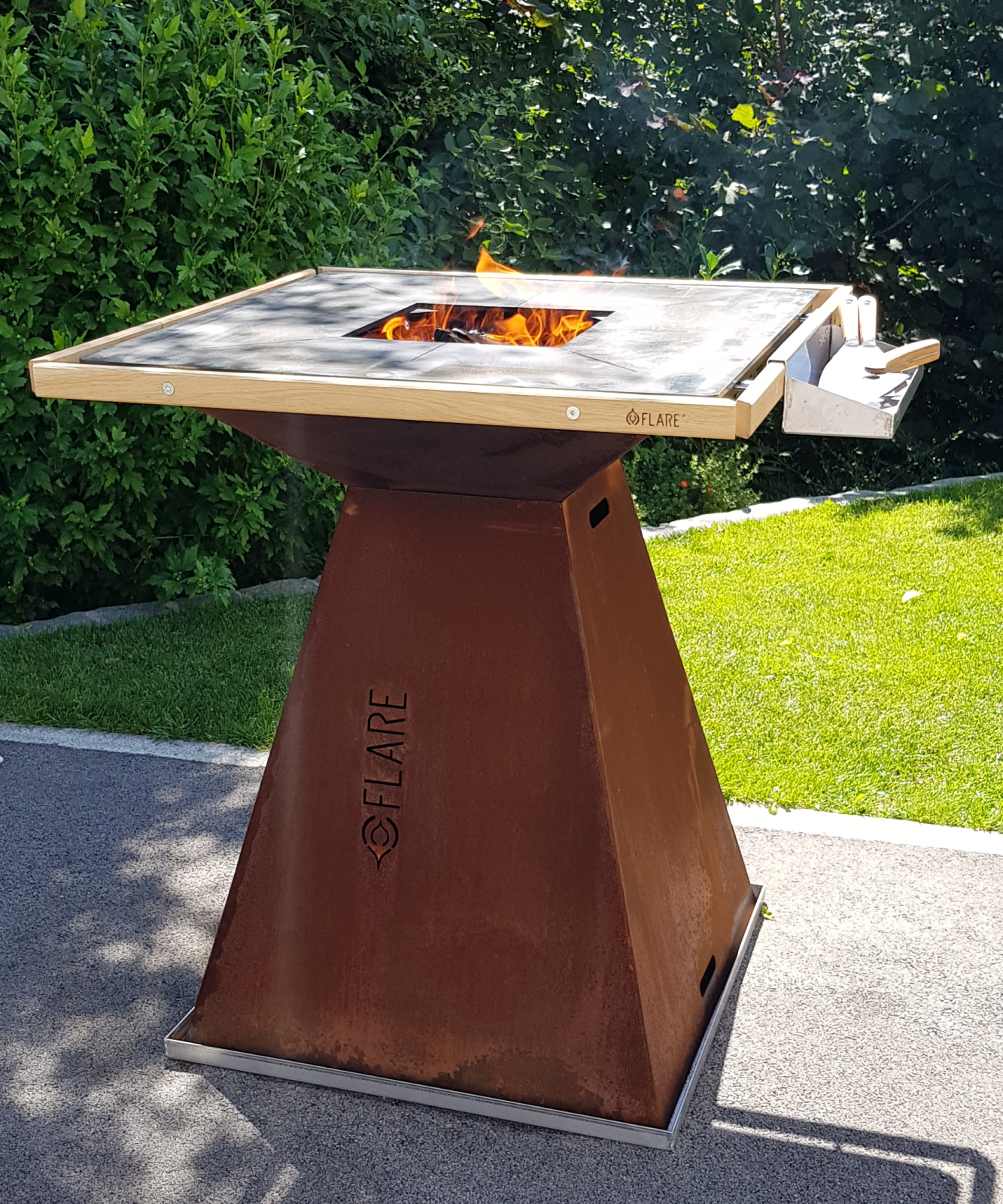 Flare grill corten basic