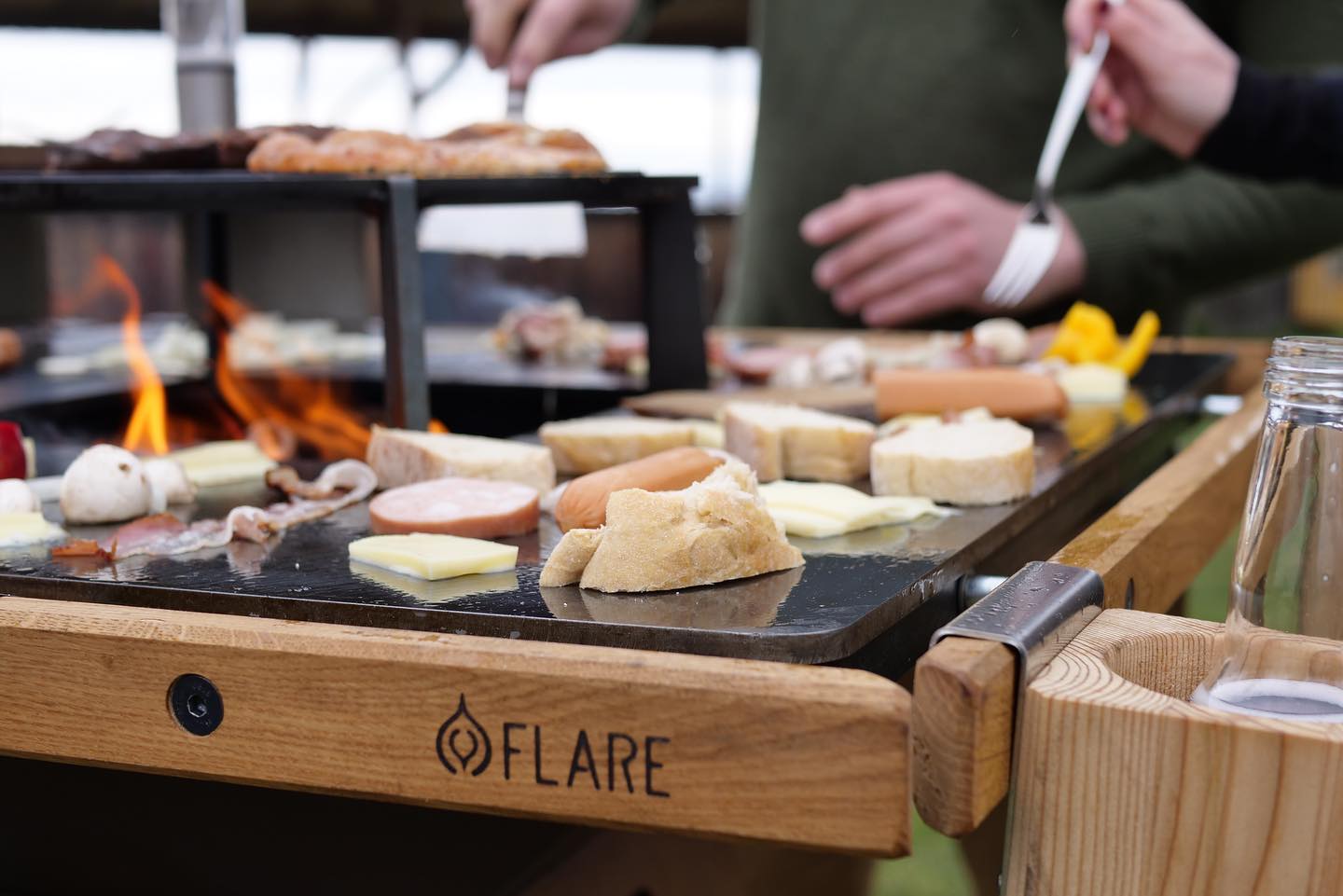 Flare-bbq-grill-kerti-party