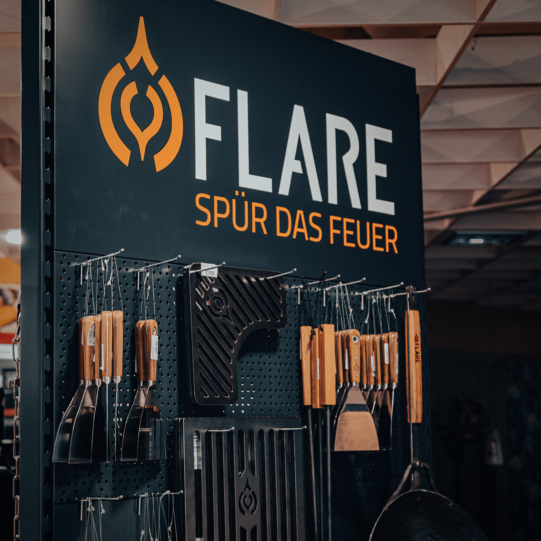 Flare-grill-bemutató-állvány