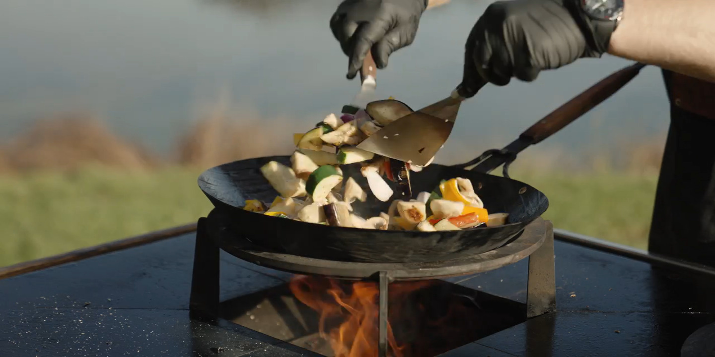 Flare grill WOK